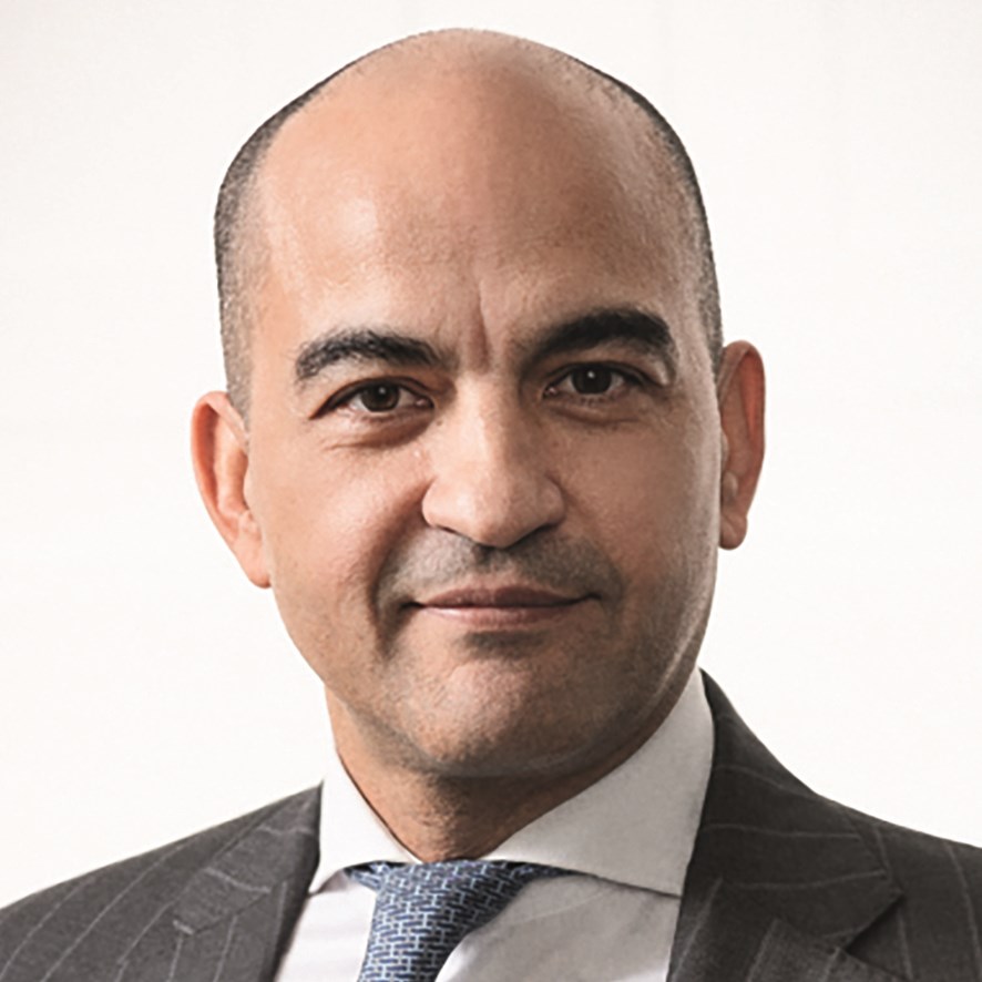 Speaker Alessandro Pescara Chief Executive Officer Borbonese