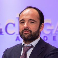 speaker Alessandro Renna