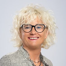 speaker Carla Masperi